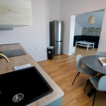 Castelmuschio Apartman *
